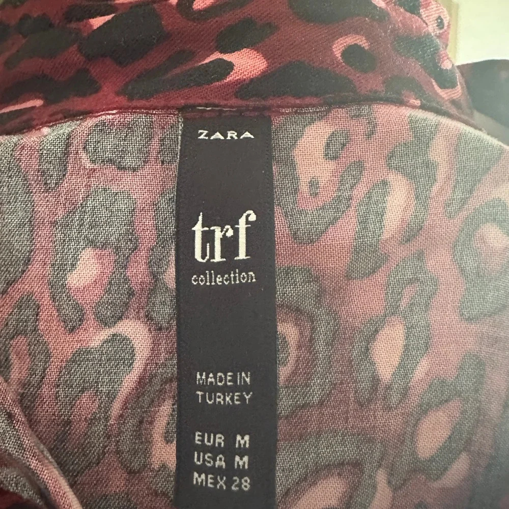 Top - Picture 3 of 3